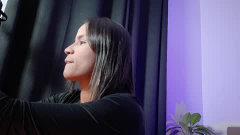 aurora_collins08 online show from 05/28/26, 03:53