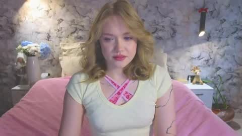 Snapshot of aurora_golden chatting on 05/13/26, 12:30 Kate online show from 05/13/26, 12:30