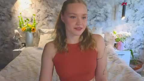 Snapshot of aurora_golden chatting on 07/12/26, 06:15 Kate online show from 07/12/26, 06:15