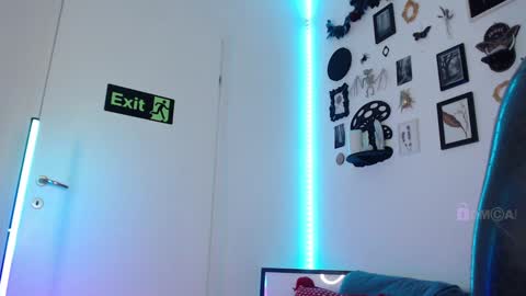 Miss A  Fansly - Auroradomina1 online show from 12/22/24, 04:17