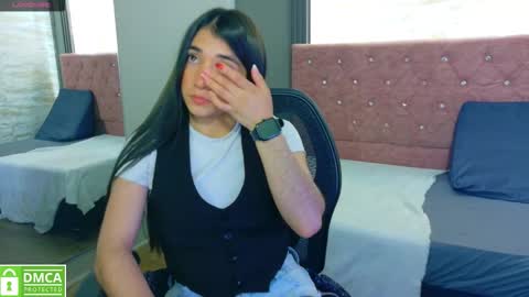 Aurora online show from 09/26/25, 03:32