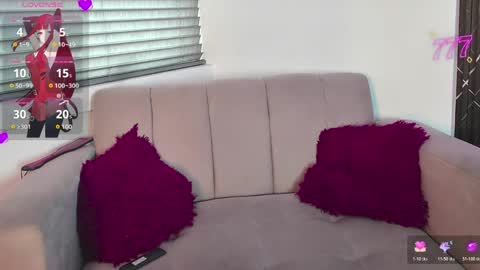 Aurora  online show from 05/22/26, 02:01