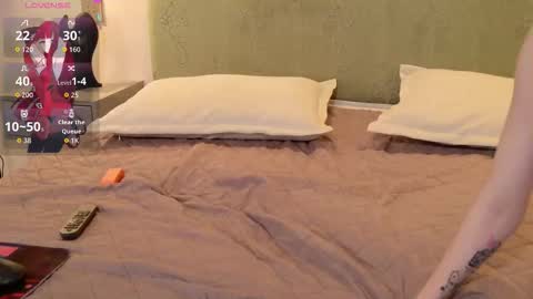 Serena online show from 03/22/26, 08:29