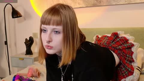 Serena online show from 04/18/26, 08:29