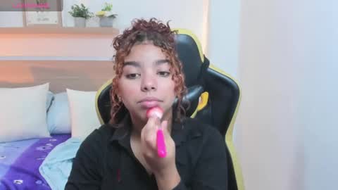 Snapshot of aurora_rodriguez chatting on 01/10/25, 12:15 aurora_rodriguez online show from 01/10/25, 12:15