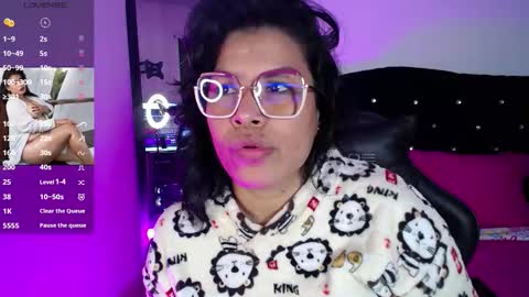 Snapshot of aurora_sanchess chatting on 02/19/26, 02:02 AURORA online show from 02/19/26, 02:02