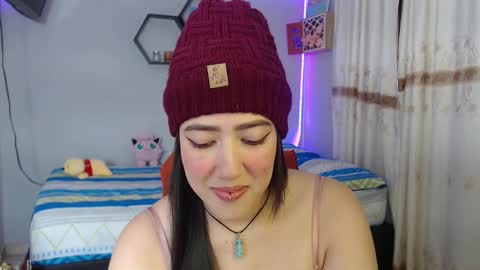 Snapshot of aurora_shy_ chatting on 01/10/25, 03:07 Aurora online show from 01/10/25, 03:07