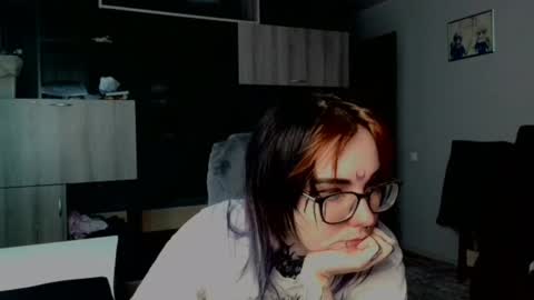 Milana online show from 09/10/25, 09:09