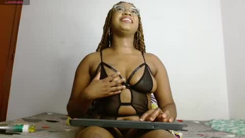 Snapshot of aurora_vixen69 chatting on 05/18/26, 07:36 Aurora online show from 05/18/26, 07:36
