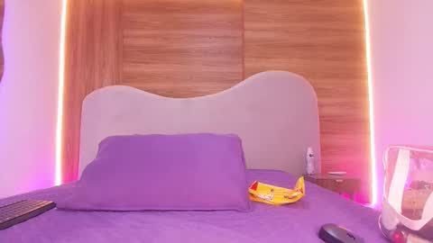 auroraa_miller online show from 03/05/26, 03:13