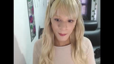 AURORA online show from 11/12/25, 06:52