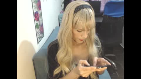 AURORA online show from 01/10/26, 06:31