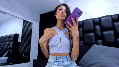 Aurora online show from 11/28/25, 02:25