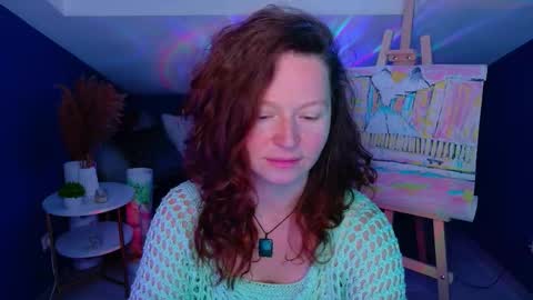 Snapshot of auroraborealis__ chatting on 10/10/25, 06:45 auroraborealis__ online show from 10/10/25, 06:45