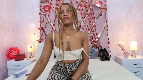 Ariana online show from 09/18/25, 08:11