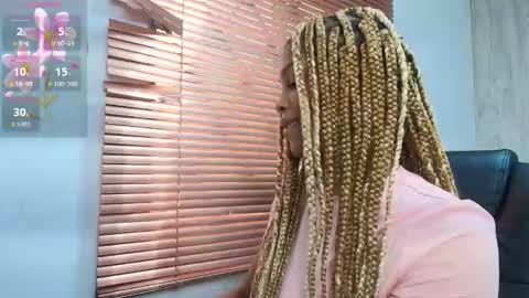 Ariana online show from 09/29/25, 07:51