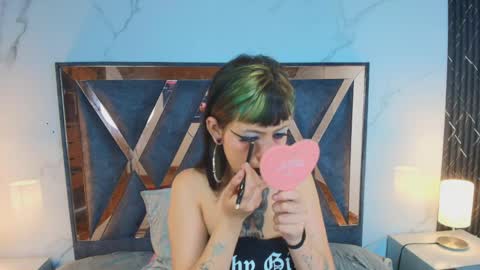 Aurora Diaz online show from 04/04/26, 11:40