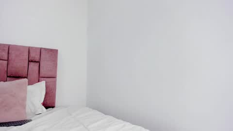 ...  ... online show from 03/06/25, 01:37