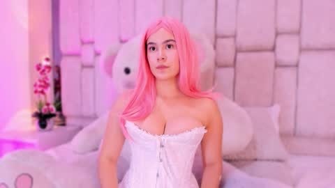 Aurora  online show from 11/30/25, 07:51