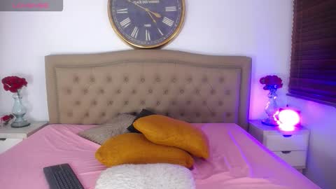 Aurora Ricci online show from 10/23/25, 01:21