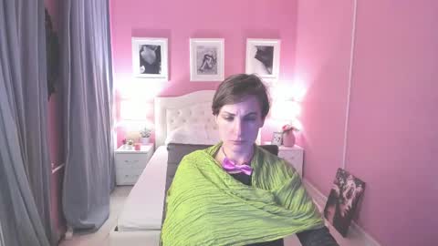 Aurora online show from 03/12/25, 07:17