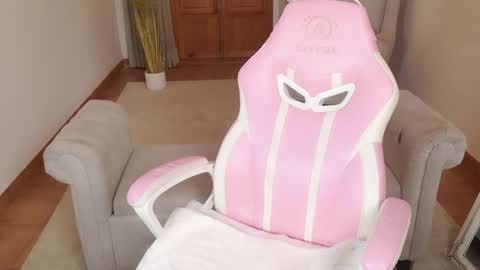 Aurora online show from 03/05/26, 10:06