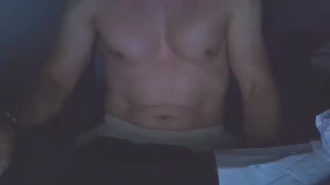 Snapshot of ausman881 chatting on 05/18/26, 09:48 ausman881 online show from 05/18/26, 09:48