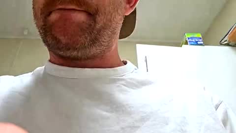 aussie_dadbod10 online show from 01/12/26, 02:28