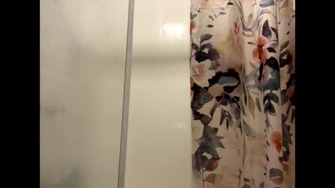 Milf4u online show from 02/16/26, 12:01