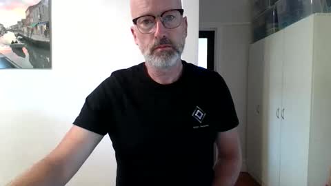 Snapshot of aussiemaninmelbourne chatting on 04/13/26, 03:12 aussiemaninmelbourne online show from 04/13/26, 03:12