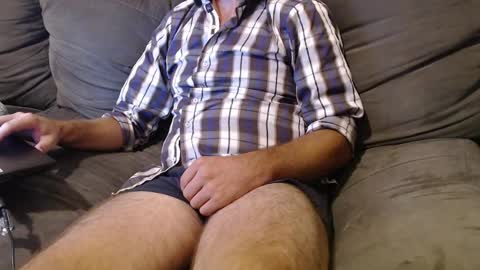 Snapshot of aussiemanvslady chatting on 01/15/25, 03:39 AussieDeviantsAnomymous online show from 01/15/25, 03:39