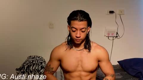 Snapshot of austiin_haze chatting on 04/18/26, 09:59 Austin online show from 04/18/26, 09:59