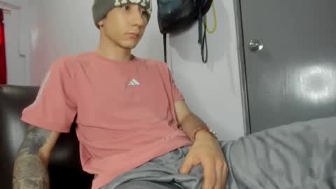 Snapshot of austin1119a chatting on 01/20/25, 08:29 austin1119a online show from 01/20/25, 08:29