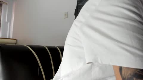 Snapshot of austin1119a chatting on 09/09/25, 06:18 austin1119a online show from 09/09/25, 06:18