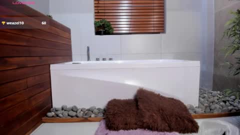 Austin  online show from 10/05/25, 08:40