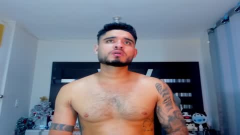 AustinTorres  online show from 12/24/24, 04:44