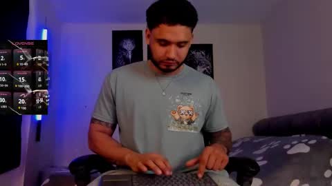 AustinTorres  online show from 02/02/26, 01:04