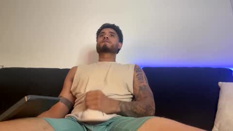 Snapshot of austintorres_ chatting on 04/23/26, 12:34 AustinTorres online show from 04/23/26, 12:34