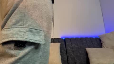 Snapshot of austintorres_ chatting on 05/19/26, 12:16 AustinTorres online show from 05/19/26, 12:16
