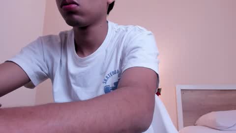 Snapshot of austintowers_ chatting on 02/01/26, 07:23 Ebony Austin online show from 02/01/26, 07:23