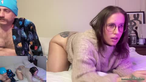 Snapshot of autumncabinfever chatting on 02/02/25, 09:45 Autumn Cabin Fever online show from 02/02/25, 09:45