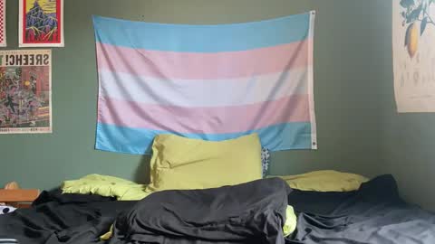 Snapshot of autumnlovesyou chatting on 02/13/26, 08:05 Autumn Loves You online show from 02/13/26, 08:05