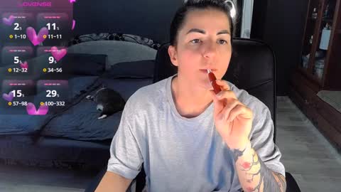 Ava online show from 12/16/24, 09:24