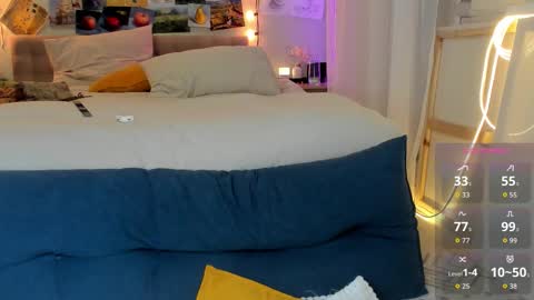 Ava online show from 10/03/25, 07:11