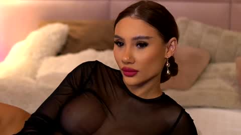 Snapshot of ava_heath chatting on 12/19/24, 10:00 Ava online show from 12/19/24, 10:00