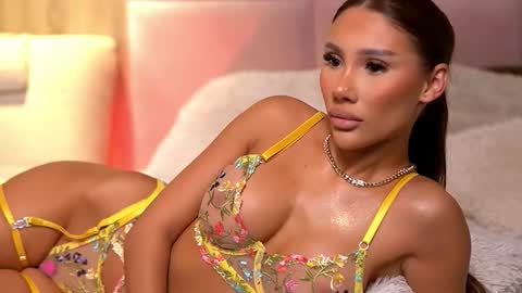 Snapshot of ava_heath chatting on 09/14/25, 10:42 Ava online show from 09/14/25, 10:42