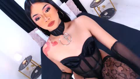 Ava online show from 03/07/25, 08:34