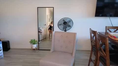 Little Ava  online show from 03/26/26, 07:52