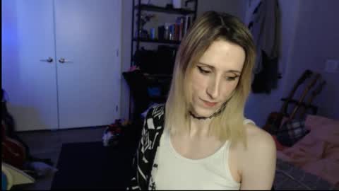 Snapshot of ava_reinhart_999 chatting on 02/13/26, 08:16 Ava online show from 02/13/26, 08:16