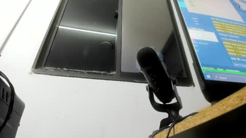 AVA online show from 04/10/26, 03:01